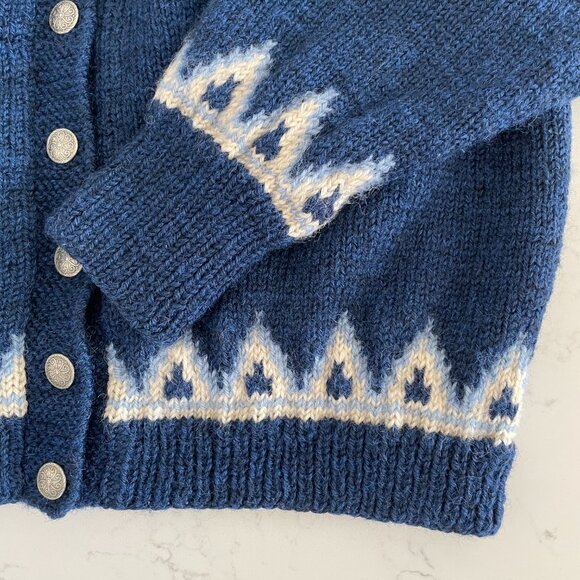 Hand Crafted Fair Isle Inspired Hand Knit Crew Neck Cardigan Blue & Cream OS - Picture 6 of 10